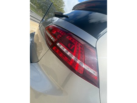 2014 Volkswagen Golf - thumbnail 5