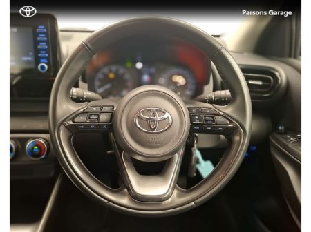 2024 Toyota Yaris - thumbnail 9