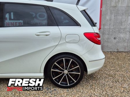 2014 Mercedes-Benz 180 *TOP SPEC MODEL* thumbnail