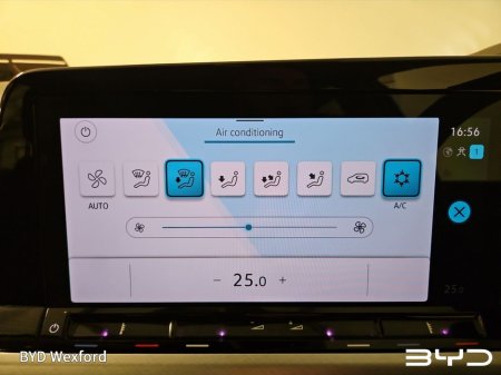 2021 Volkswagen Golf 2.0 TDI 115HP Life €21,975 thumbnail