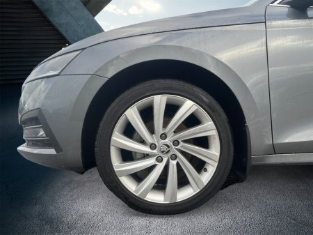 2024 Skoda Octavia STYLE 2.0 TDI 115 €34,900 thumbnail