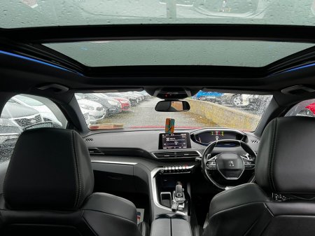 2020 Peugeot 3008 - thumbnail 9