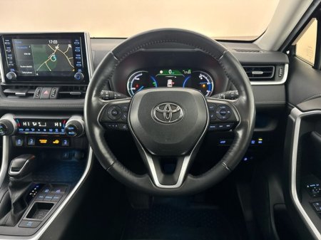 2022 Toyota Rav4 HYBRID PLATINUM €40,950 thumbnail