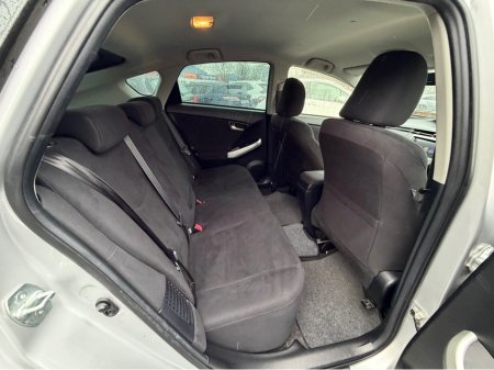 2015 Toyota Prius Self charge hybrid - High spec - Low mileage €9,890 thumbnail