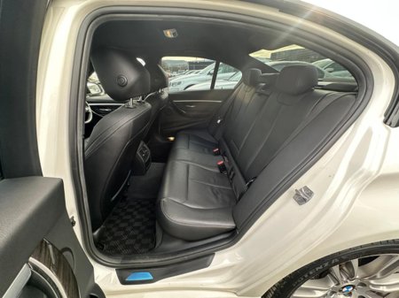 2016 BMW 3 Series 330E M Sport 2.0L  Automatic Plug-in Hybrid (5633) €18,495 thumbnail