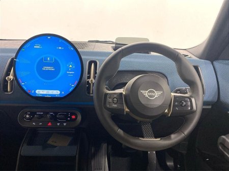 2025 MINI Countryman C €44,950 thumbnail