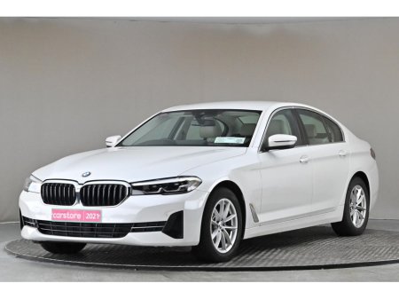 2021 BMW 5 Series - thumbnail 3