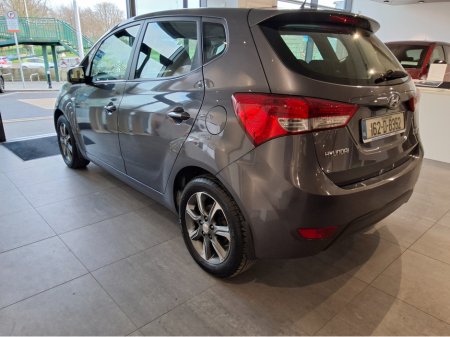 2016 Hyundai ix20 - thumbnail 3