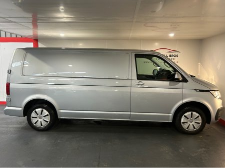 2021 Volkswagen Transporter T6 30 PVL T TDI 15 150HP MANUAL 6SPEED FWD 5DR €22,750 thumbnail