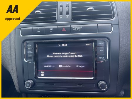 2013 Volkswagen Polo - thumbnail 15