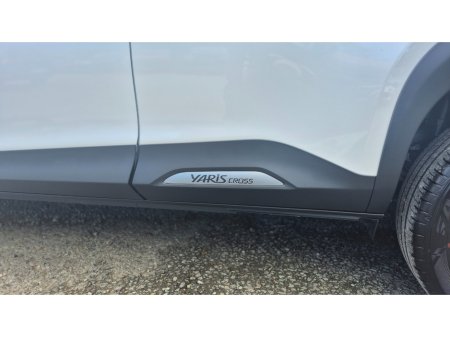 2025 Toyota Yaris Cross - photo 5
