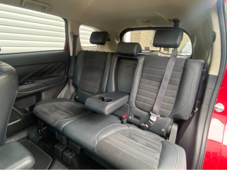 2016 Mitsubishi Outlander 2.0  PHEV AUTO@ WALTONS GARAGE RANELAGH €14,950 thumbnail