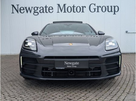 2025 Porsche Panamera Hybrid 4 - 4+1 Adaptive Cruise Control *ARRIVING SOON* €129,888 thumbnail