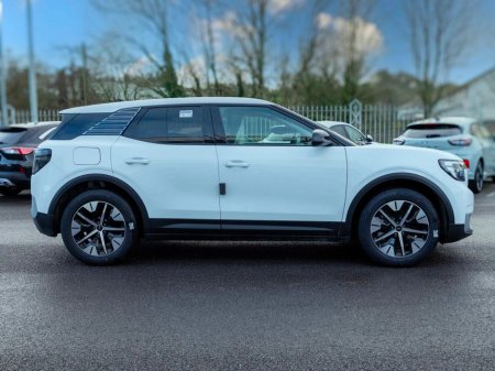 2026 Ford Explorer Select/Premium - 0% Interest, Free Home Charger, 5 Years service plan, 8 Years battery warranty thumbnail