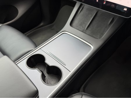 2022 Tesla Model Y - thumbnail 18