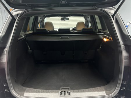 2018 Ford Kuga 1.5 TDCI 120PS FW FWD 4DR ST-LINE €18,500 thumbnail