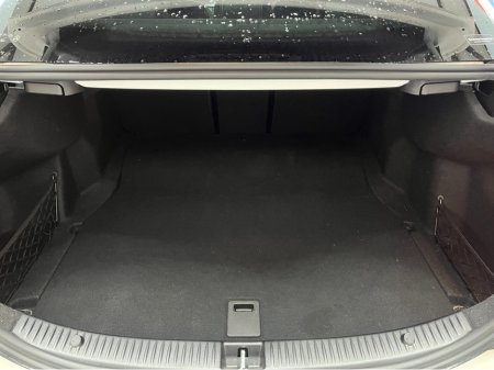 2020 Mercedes-Benz C Class €29950 2020 MERCEDES-BENZ C220D LAUREUS EDITION 2.0 AUTOMATIC / CRUISE CONTROL / REVERSE CAMERA / ELECTRIC MEMORY & HEATED SEATS / AMBIENT LIGHTS / PADDLE SHIFTERS €29,950 thumbnail