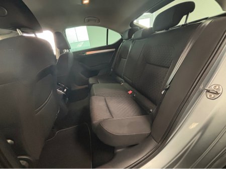 2020 Skoda Superb - thumbnail 11