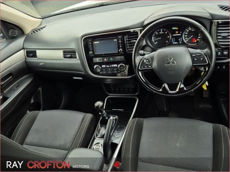 2020 Mitsubishi Outlander - thumbnail 4