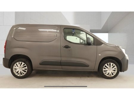 2019 Peugeot Partner - thumbnail 5