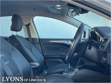 2020 Ford Focus - photo 2