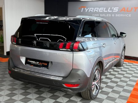 2023 Peugeot 5008 - thumbnail 5