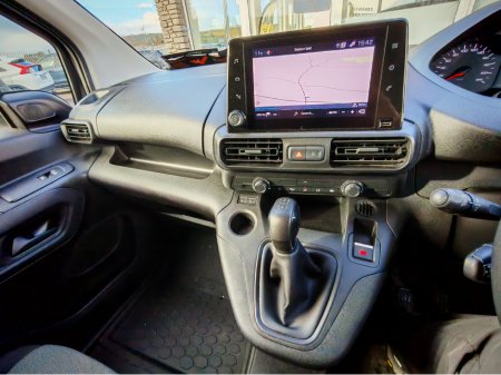 2021 Peugeot Partner 2 SEAT PRO PLUS 1.5 HDI 100 LON thumbnail