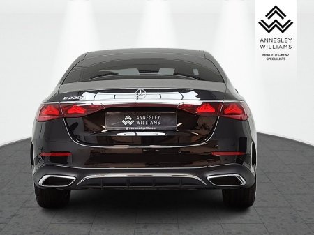 2025 Mercedes-Benz E Class E220d AMG Line €76,950 thumbnail
