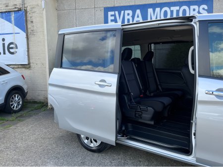 2022 Nissan Serena - photo 3