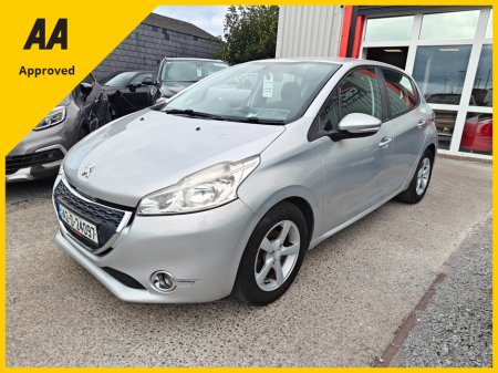 2014 Peugeot 208 - thumbnail 5