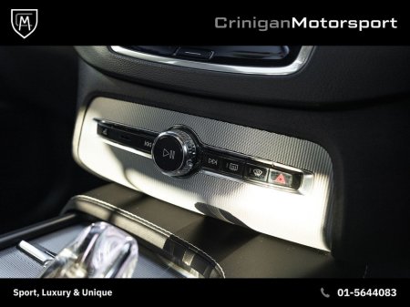 2023 Volvo XC90 T8 Ultimate Dark 7 Seat AWD €67,900 thumbnail