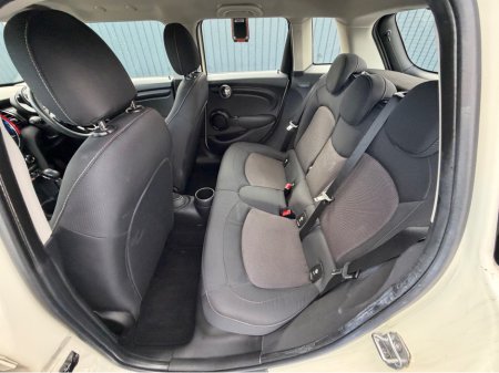 2019 MINI Cooper - thumbnail 38