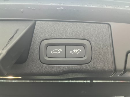 2021 Volvo XC60 €39950 2021 VOLVO XC60 RECHARGE PLUG-IN HYBRID T8 AWD 2.0 AUTOMATIC / CRUISE CONTROL / 360° CAMERA / ELECTRIC MEMORY & HEATED SEAT / PANORAMIC SUNROOF / APPLE CARPLAY €39,950 thumbnail