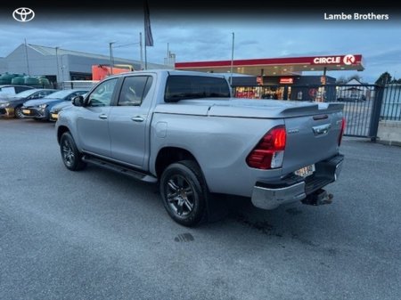 2021 Toyota Hilux - thumbnail 8