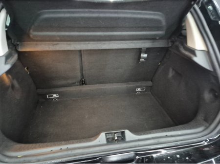 2017 Renault Clio - thumbnail 15