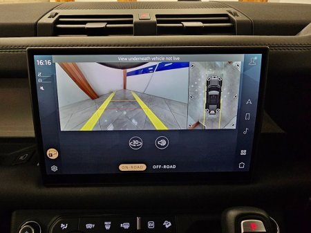 2025 Land Rover Defender - thumbnail 13