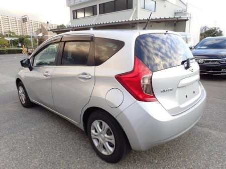 2015 Nissan Note - thumbnail 3