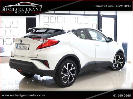 2019 Toyota C-HR - thumbnail 7