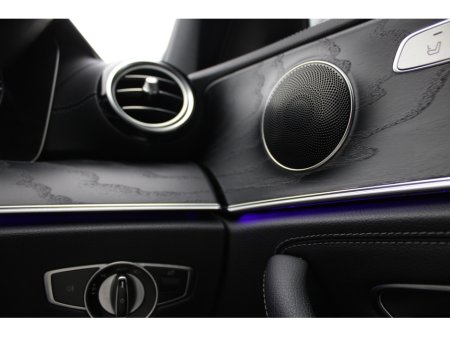 2019 Mercedes-Benz E Class - thumbnail 19