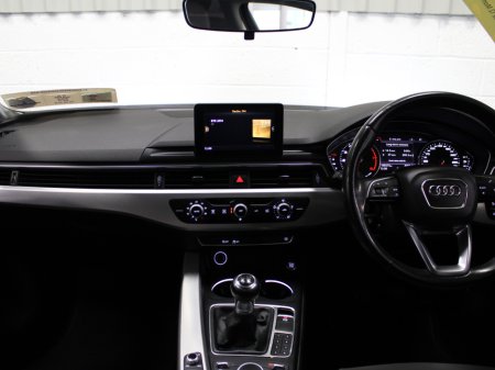 2017 Audi A4 LIMOUSINE 1.4 TFSI 150 SE ULTRA 4DR €14,950 thumbnail