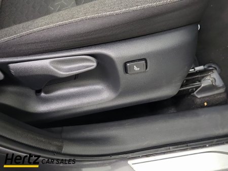 2023 Toyota Yaris Cross - thumbnail 19