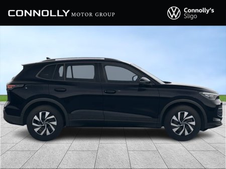 2026 Volkswagen Tiguan - thumbnail 3