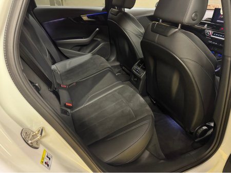 2024 Audi A4 Deposit Taken 35 TDI 163BHP 4DR S Tronic S-LINE BLACK EDITION €43,950 thumbnail