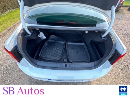 2018 Volkswagen Passat - thumbnail 9