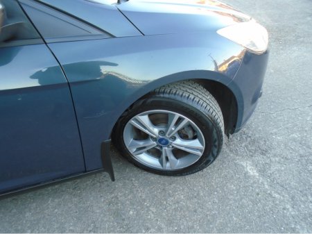 2014 Ford Focus - thumbnail 11