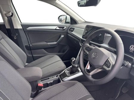 2026 Volkswagen T-Roc - thumbnail 6