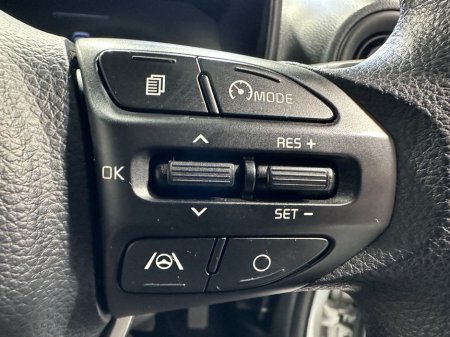 2025 Kia Picanto Petrol 1.0 Manufacturer's Warranty Until 2032 €17,900 thumbnail