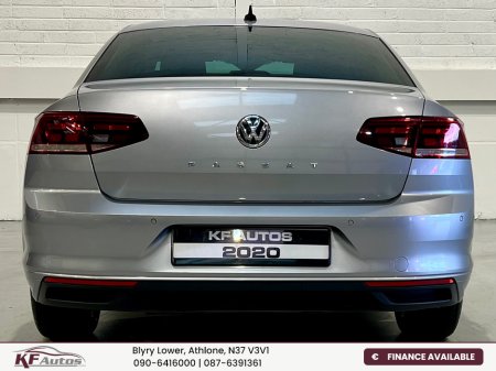 2020 Volkswagen Passat Volkswagen Passat SEL 1.6TDI Auto - 201 Reg €24,995 thumbnail