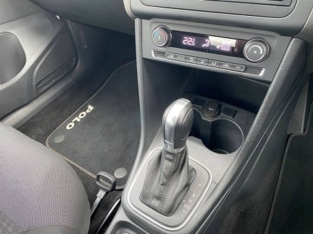 2017 Volkswagen Polo - thumbnail 11