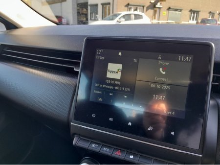 2022 Renault Clio - thumbnail 27